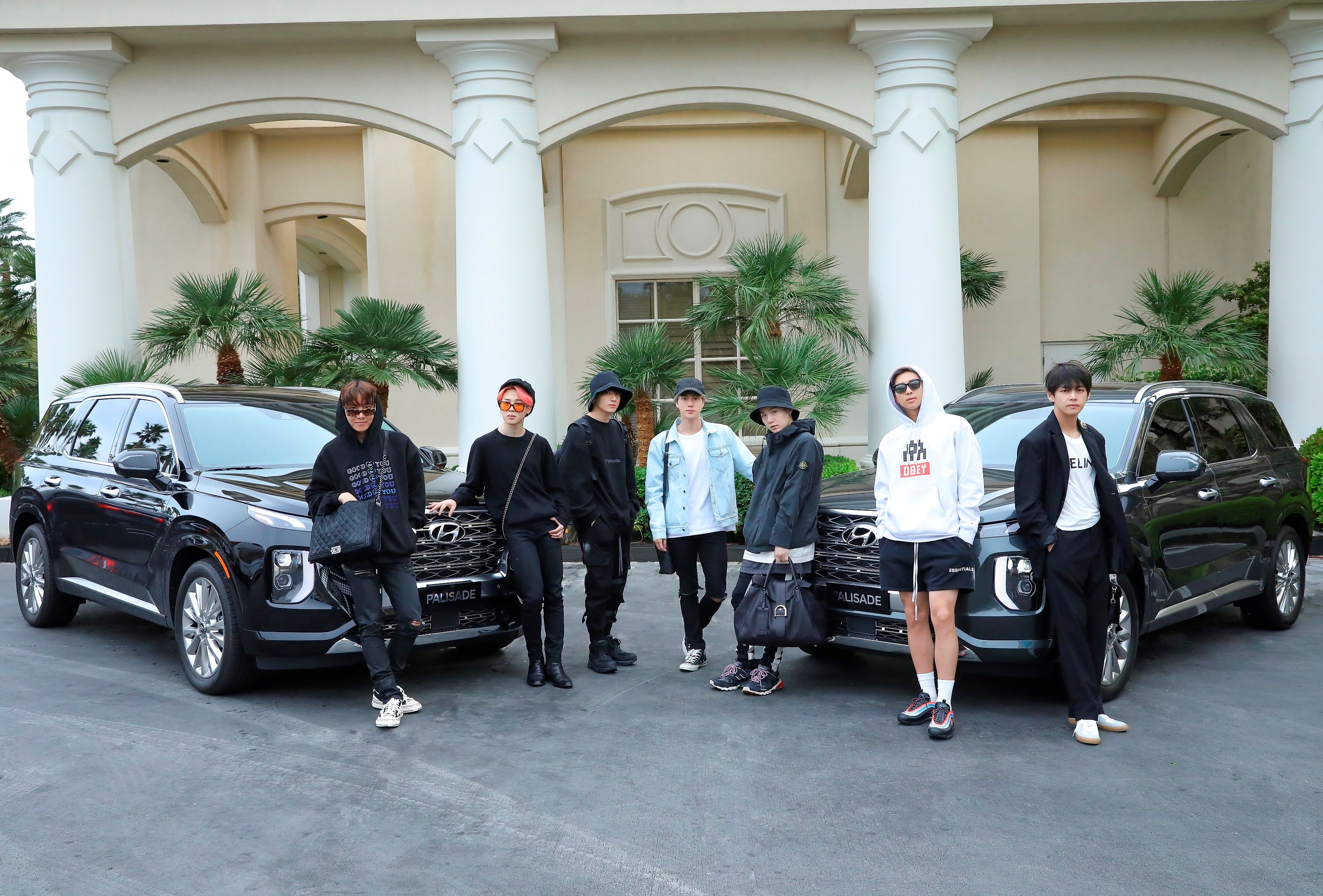 Hyundai Motor Offers Palisade Flagship SUV to K-pop Band BTS on way to ...
